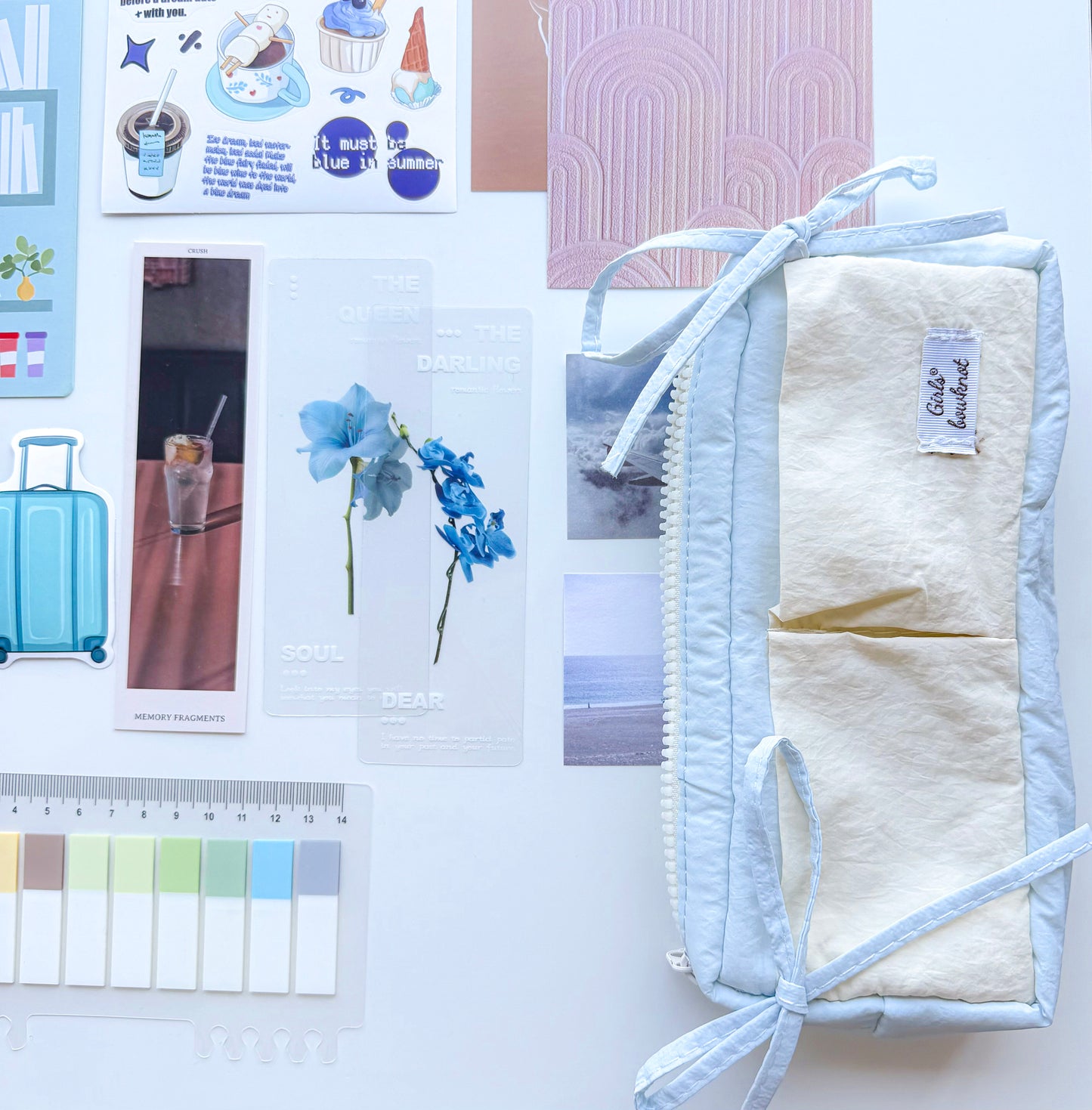 🌊The Blue Hour Box